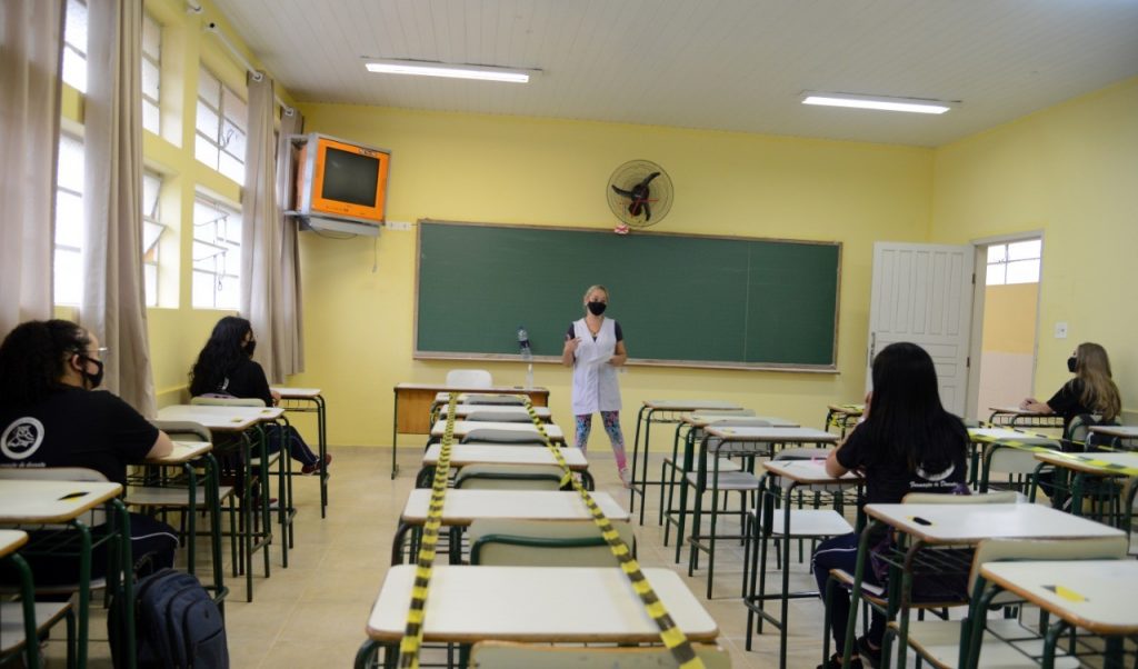 Educadores avaliam mudanças que o novo ensino médio tende a impor