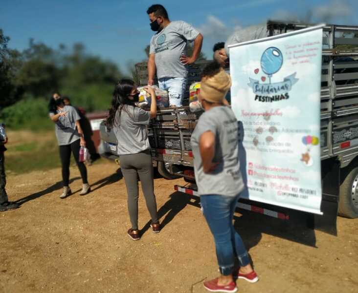 Voluntários lutam para amenizar os efeitos da fome