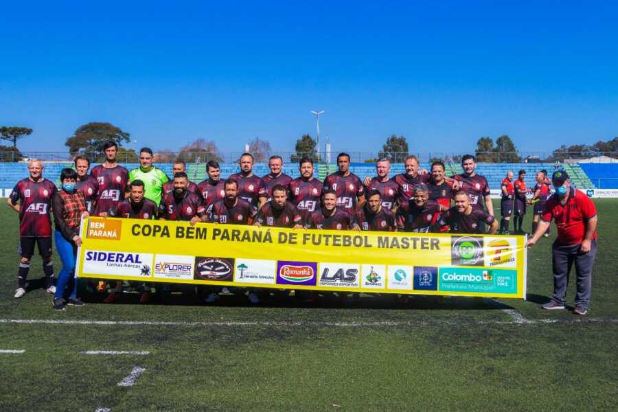 Time Eternos Craques perdeu na estreia da 1ª Copa Bem Paraná de Futebol Master