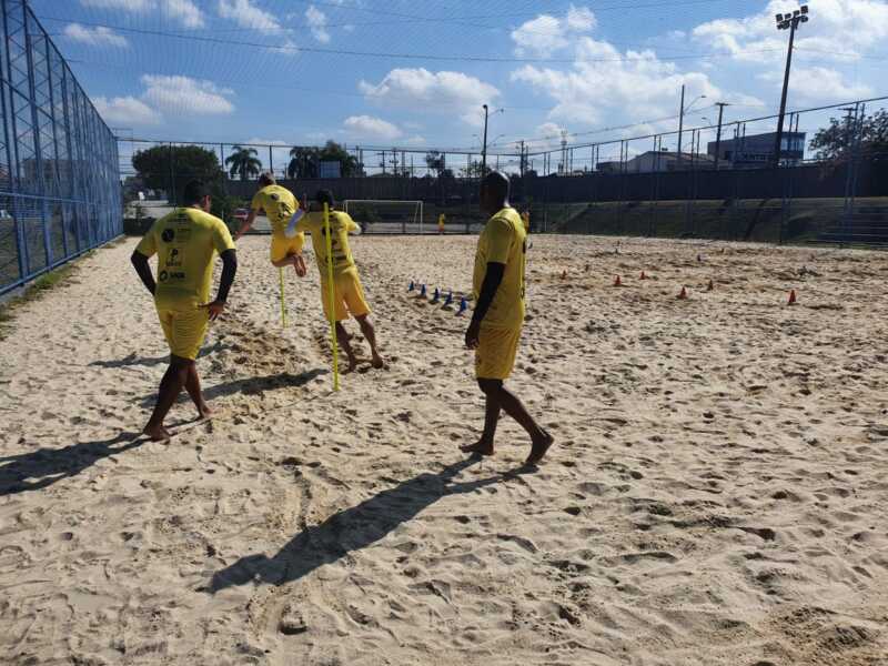 Araucária ECR aposta na preparação dos jogadores para brilhar na estreia