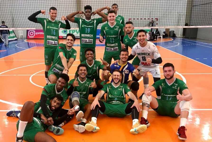 Voleibol masculino estreia com vitória no Campeonato Paranaense