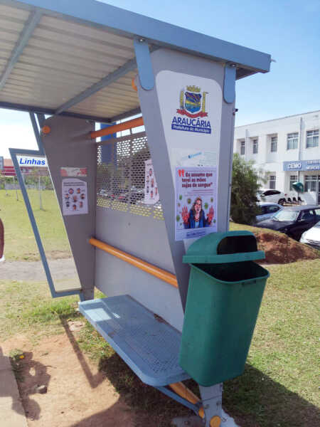 Inquérito apura autores de vandalismo a abrigos de ônibus e prédios públicos