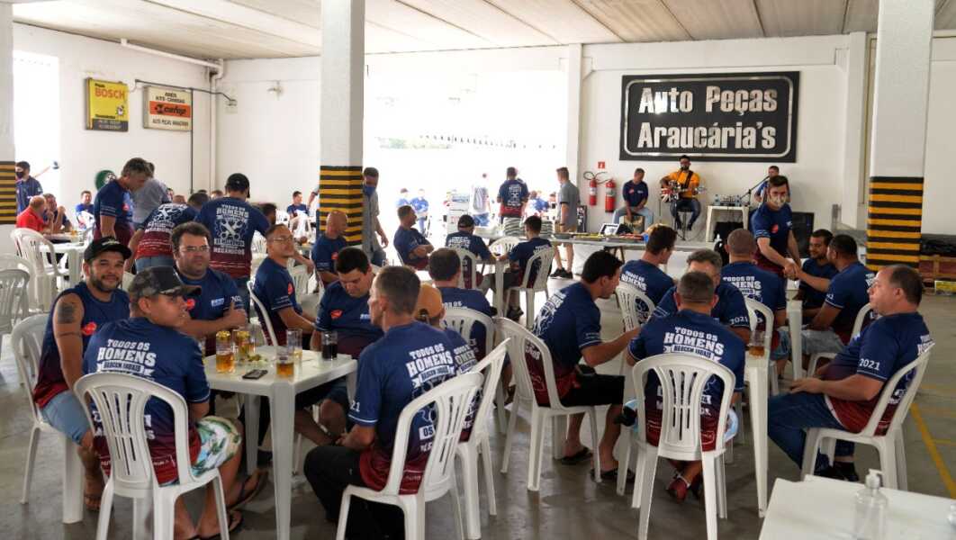 Evento em homenagem ao Dia do Mecânico, da Auto Peças Araucária’s, foi um sucesso