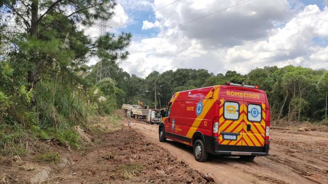 Homem morre após ser atingido por galho de árvore no bairro Chapada