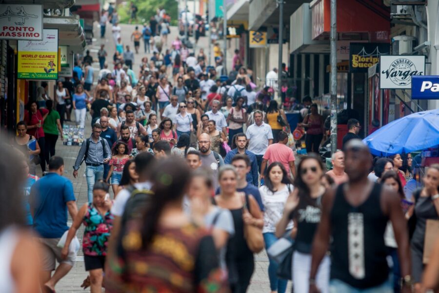 O índice de Confiança no Serviço cresce três pontos no mês de março