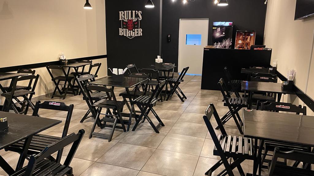 Bull’s Burguer chegou trazendo uma explosão de sabores