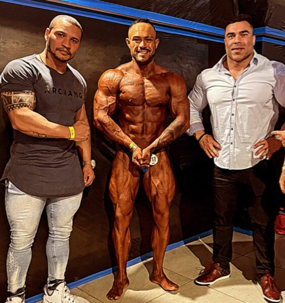 Alexsander ficou no Top 3 do Campeonato de Fisiculturismo “Eduardo Correa Classic”