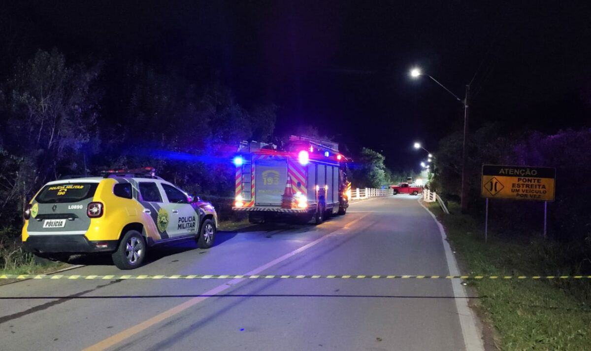 Idoso morre em colisão na ponte da Avenida Independência