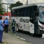 Acidente no Fazenda Velha deixou uma senhora morta e uma criança gravemente ferida