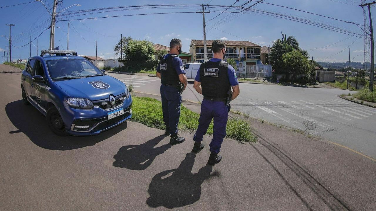 GM prende ladrão de CMEI e também homem que receptou itens roubados