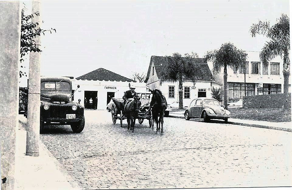 Praça Dr. Vicente Machado_1970