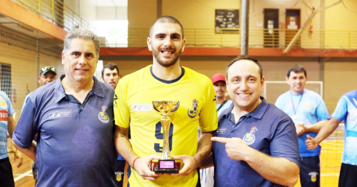 Time de araucariense é campeão invicto do Sul Brasileiro de Paravôlei