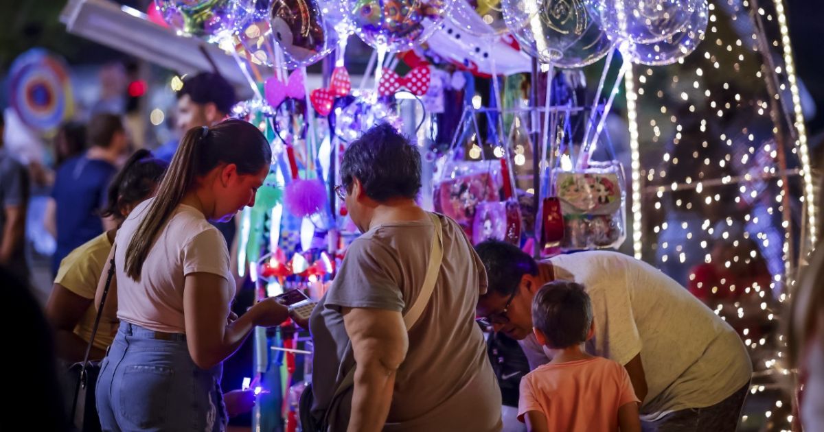 Últimas apresentações do Natal Iluminado acontecerão na Praça da Bíblia