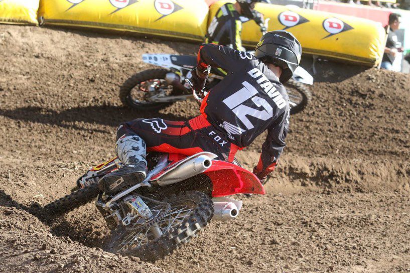 Jovem piloto representou Araucária no Latino Americano de Supercross