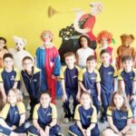 Escola Delani recebe visita de estudantes de Curitiba para confraternização de Páscoa