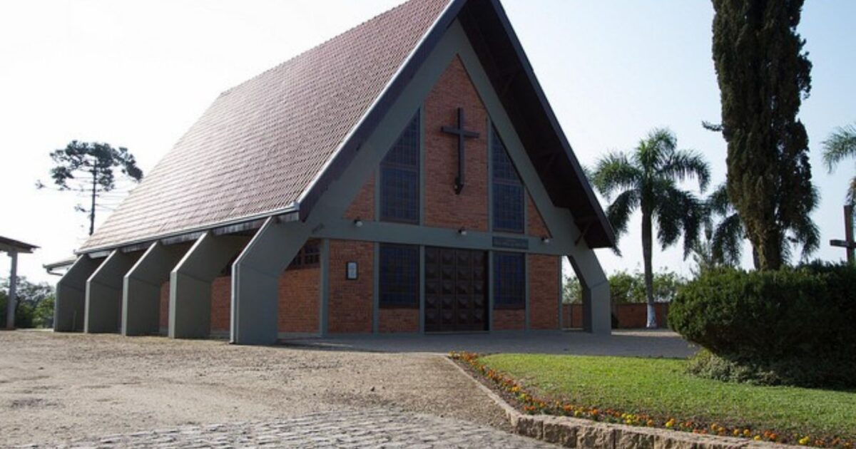 Capela Nossa Senhora do Monte Claro convida população para sua tradicional festa junina