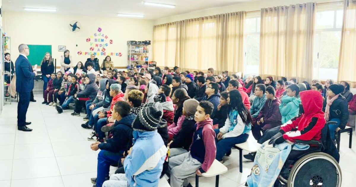 Promotores vão às escolas alertar sobre violência sexual contra crianças e adolescentes