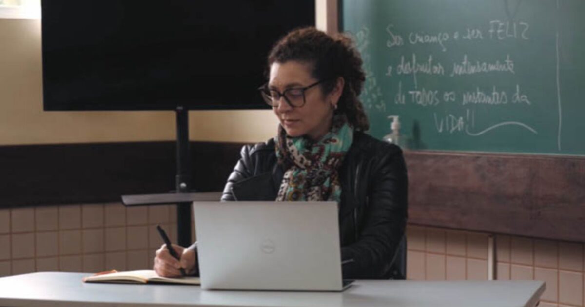 A primeira fase do concurso público para professores da rede estadual acontecerá neste domingo