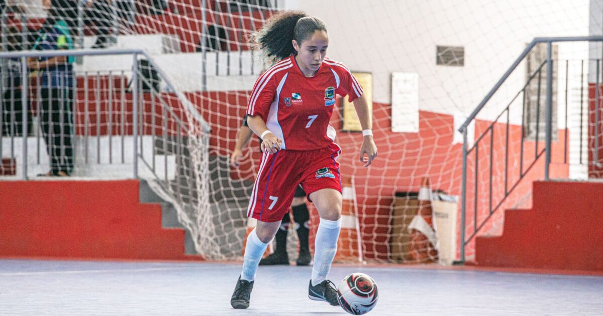 Desportistas araucarienses afirmam que “lugar de mulher também é no futebol”