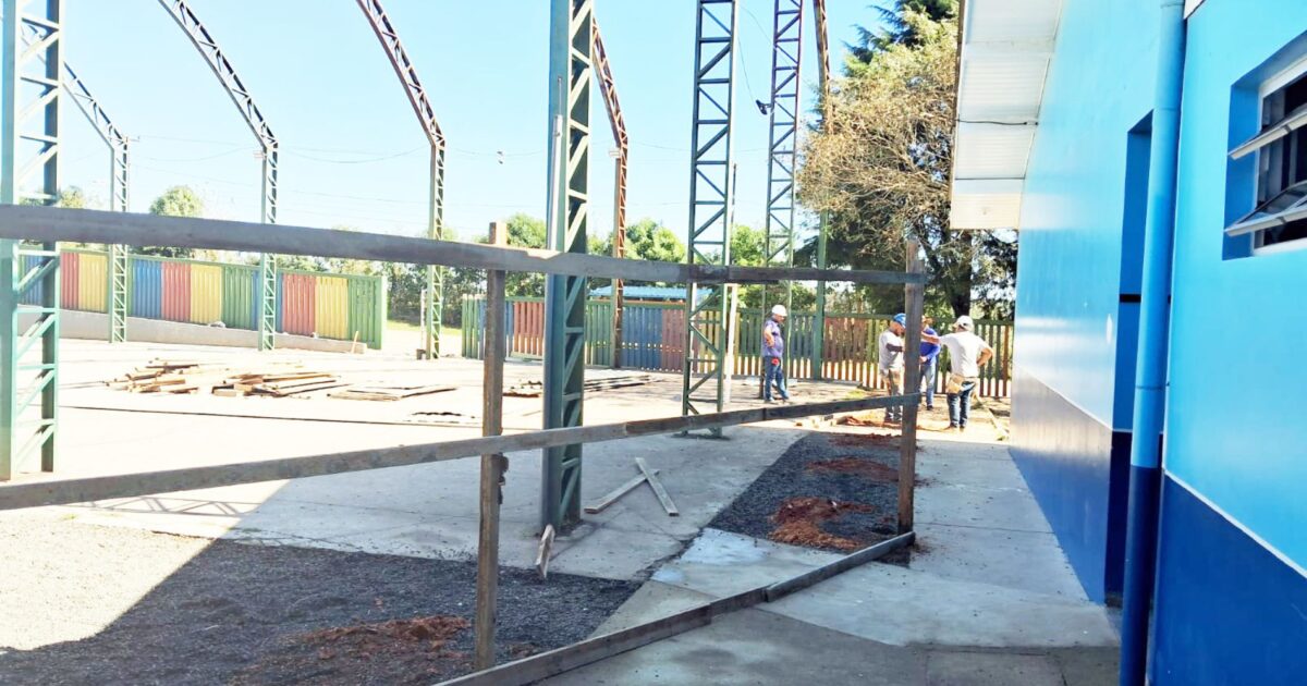 Obras da cobertura da quadra do Colégio Joana Gurski vão iniciar nos próximos dias