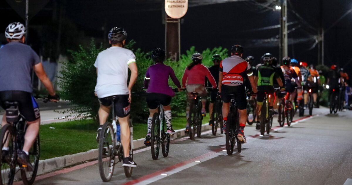 Pedalada Noturna acontece nesta quarta-feira