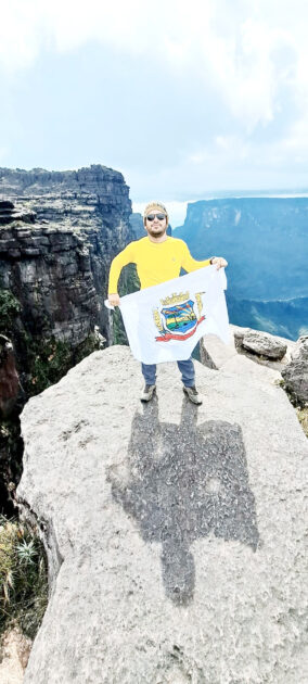 Montanhista Renato Silva sobe o Monte Roraima e fala sobre o prazer em se desafiar