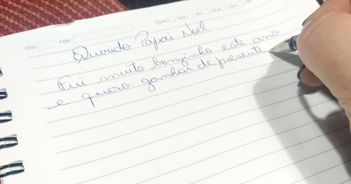 Cartinhas de Natal, escolha a sua e apadrinhe um aluno da APAE