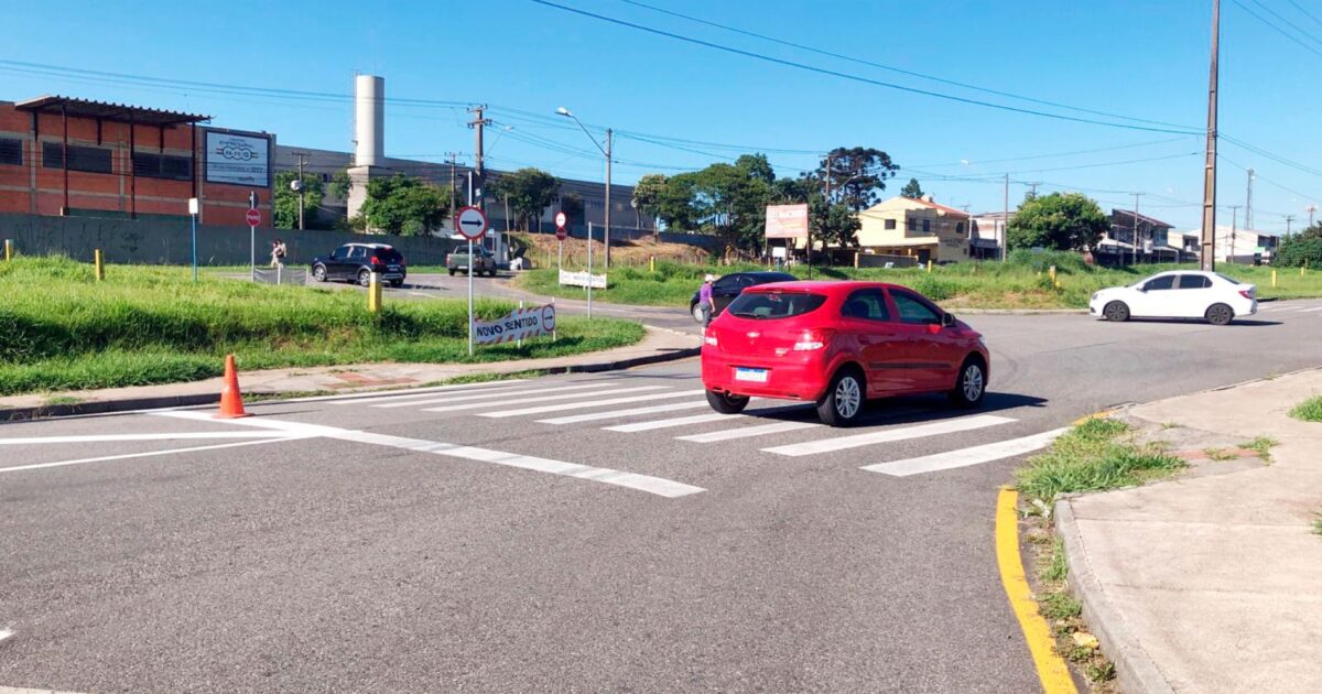 Sinalização na rua Curió e Av. dos Pinheirais será reforçada para evitar transtornos durante obras