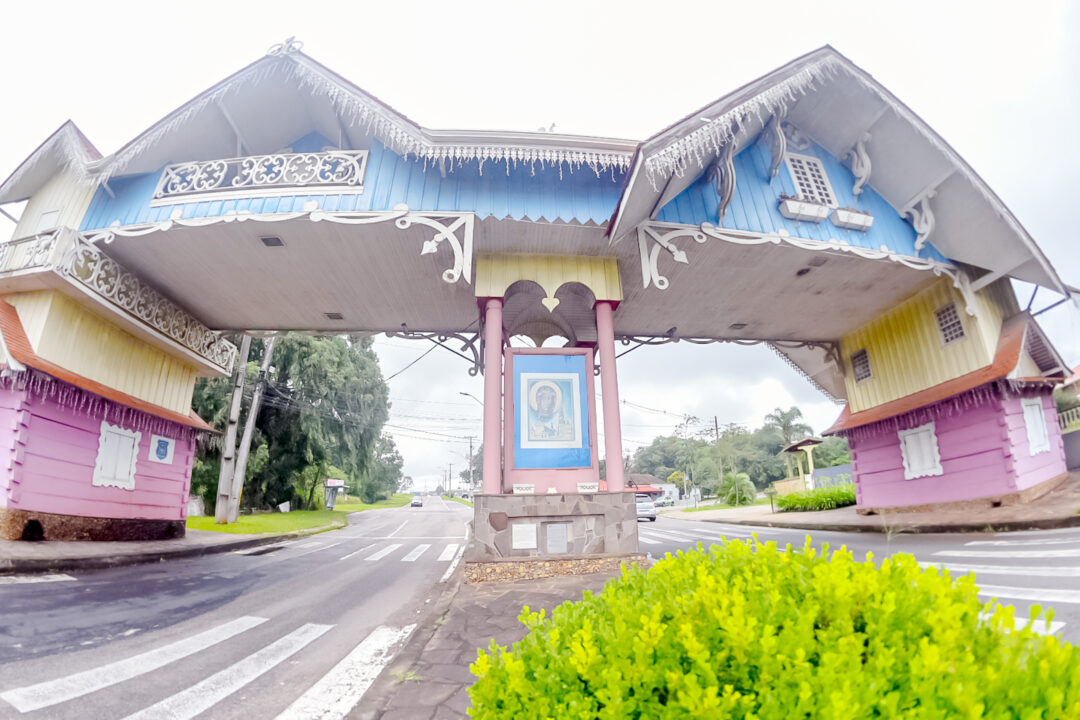 Monumentos revelam a história e resgatam a identidade da cidade