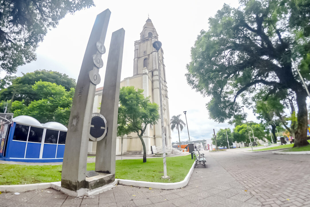 Monumentos revelam a história e resgatam a identidade da cidade