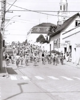 Imagem de destaque - Terezinha Poly: Os passeios ciclísticos de 1º de maio