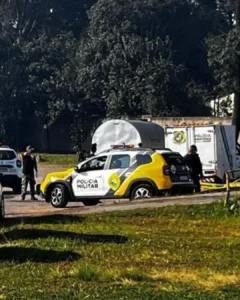 Caminhoneiro é encontrado morto com sinais de violência em pátio de empresa no bairro Estação