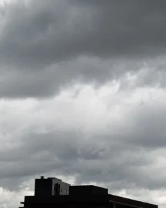 Previsão marca aumento da temperatura e nenhum sinal de chuva a partir de domingo (22)