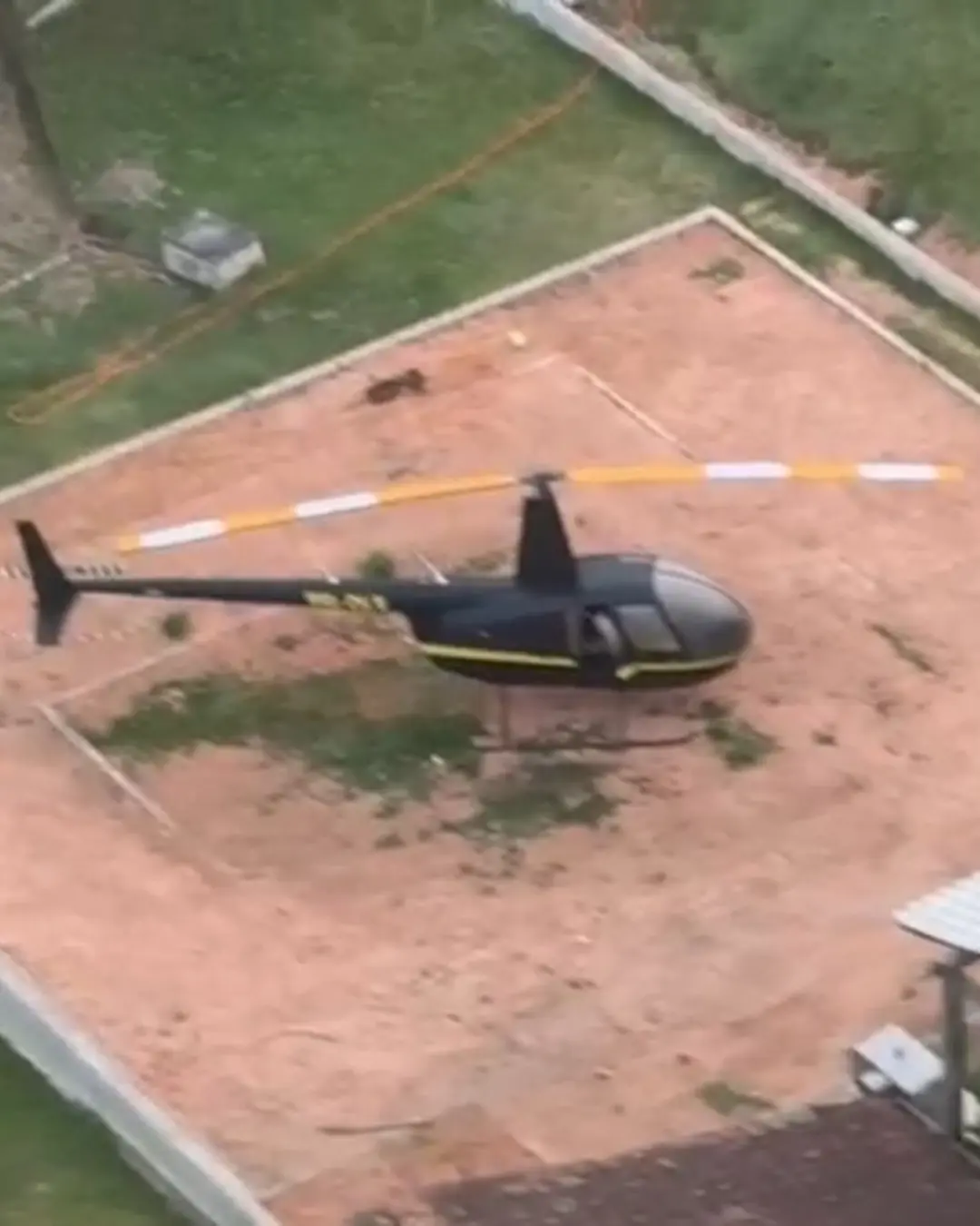 Polícia apreende em Araucária helicóptero utilizado para o tráfico de drogas