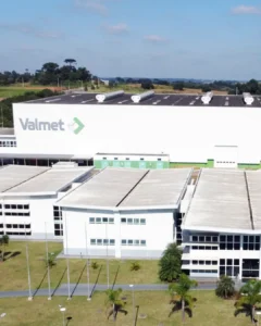 Valmet colhe novos frutos dos investimentos aplicados na unidade de Araucária