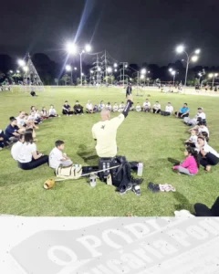 Aulas de capoeira estão movimentando o Parque Cachoeira nessas férias