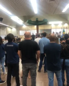 Prefeito discursou para servidores públicos no Passo Municipal nesta quinta-feira